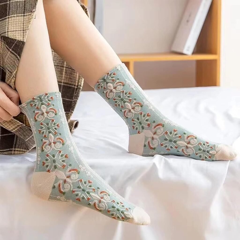 5 Pairs Womens Floral Cotton Socks Vintage Patterned Crew Socks Novelty Ankle Ruffled Warm Casual Dress Socks
