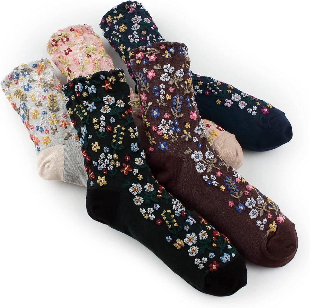 Women Floral Lovely Design Cotton Socks